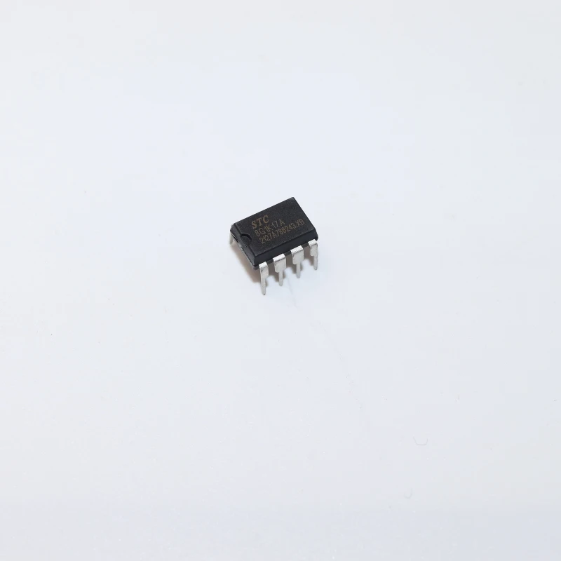 STC8G1K17A-36I-DIP8